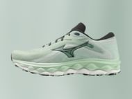 The Wave Sky 7 running shoes (Image via Mizuno)